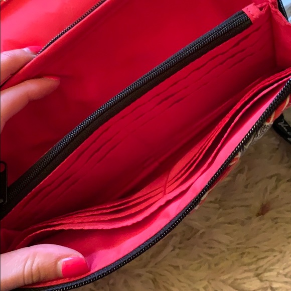 Vera Bradley crossbody purse - Picture 5 of 8